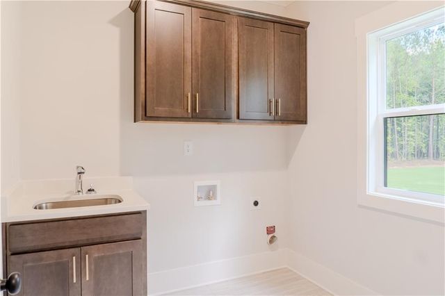 617 Shepherds Crossing, Oxford, GA 30054