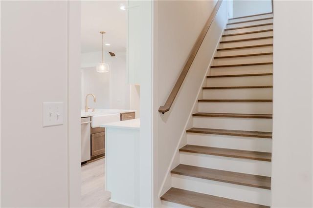 617 Shepherds Crossing, Oxford, GA 30054