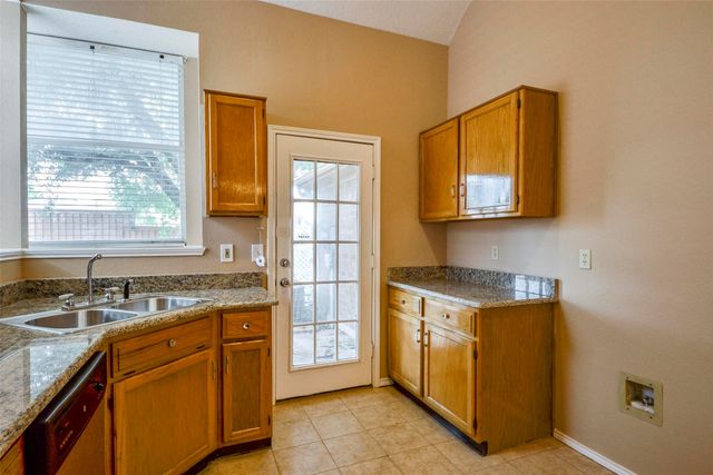 2406 Weatherby Drive, Mesquite, TX 75181