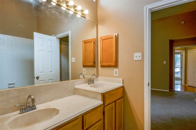 2406 Weatherby Drive, Mesquite, TX 75181