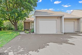 451 Hunter Hill Road, Hudson, WI 54016