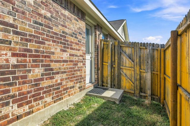 5709 Honey Creek Street, Fort Worth, TX 76179