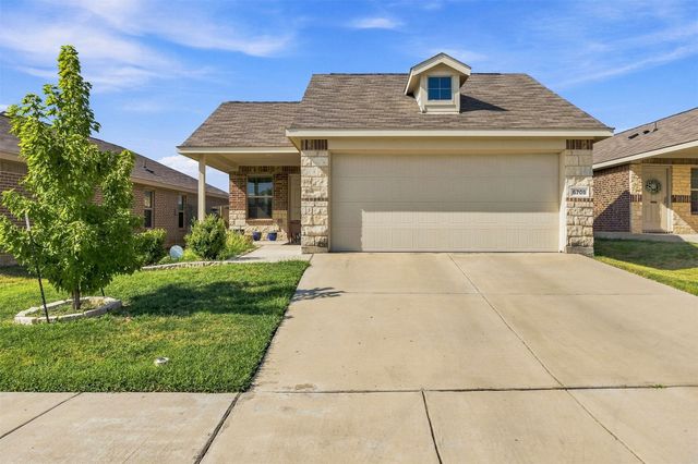 5709 Honey Creek Street, Fort Worth, TX 76179