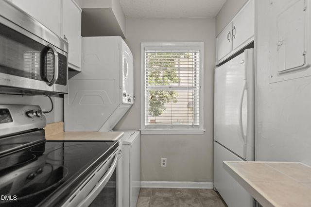 227 Schultz Street, Chapel Hill, NC 27514