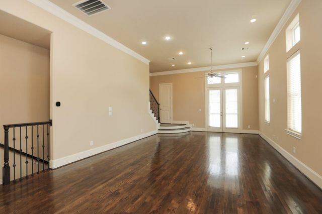 1250 W 23rd Street, Houston, TX 77008