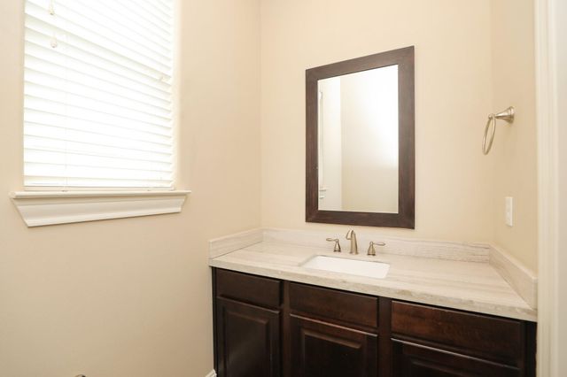 1250 W 23rd Street, Houston, TX 77008