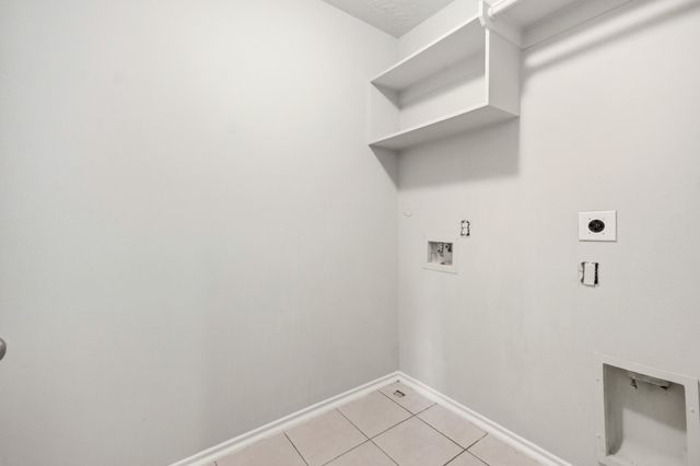 13107 Peppergate Lane, Houston, TX 77044