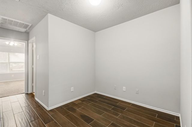 13107 Peppergate Lane, Houston, TX 77044