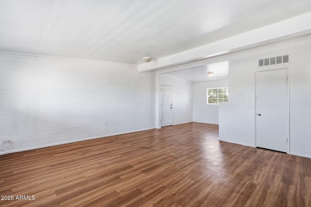 2150 W MISSOURI Avenue 213, Phoenix, AZ 85015