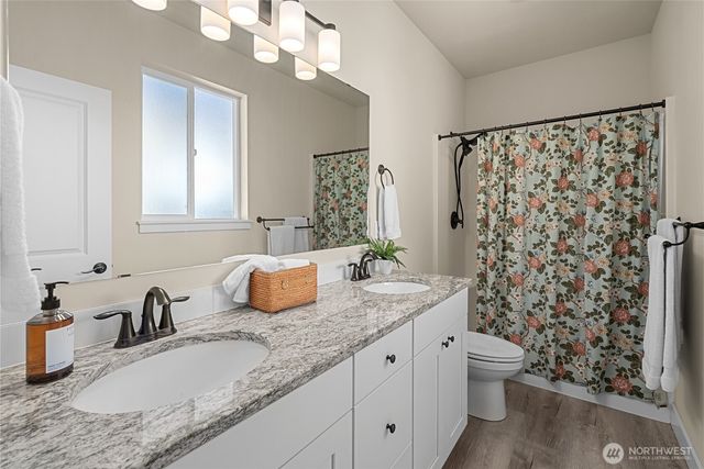 71 E CONNEMARA Way, Shelton, WA 98584