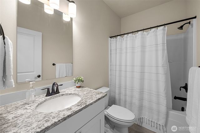 71 E CONNEMARA Way, Shelton, WA 98584