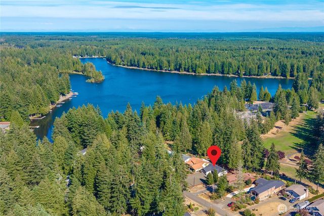 71 E CONNEMARA Way, Shelton, WA 98584
