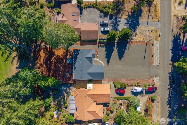 71 E CONNEMARA Way, Shelton, WA 98584
