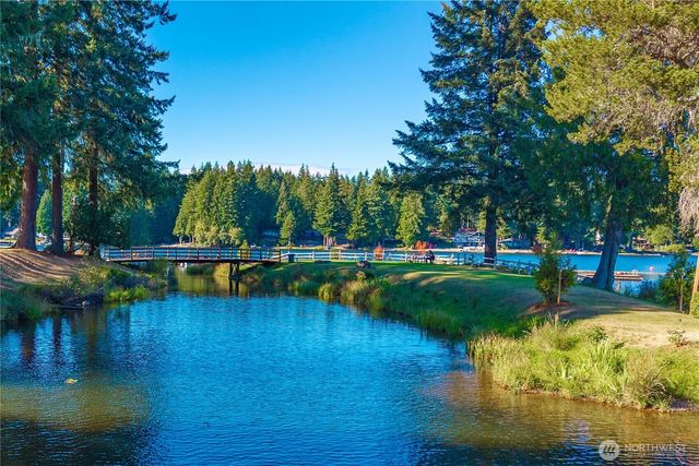 71 E CONNEMARA Way, Shelton, WA 98584