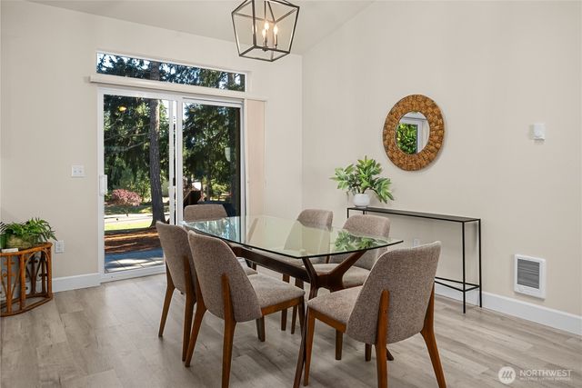 71 E CONNEMARA Way, Shelton, WA 98584