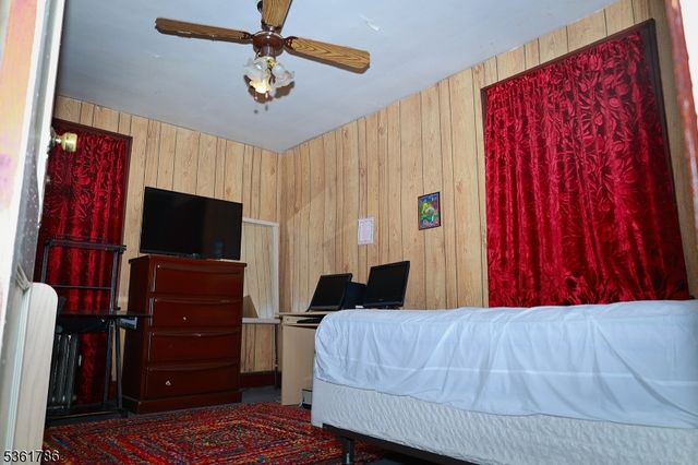 241 Pomona Ave, Newark City, NJ 07112
