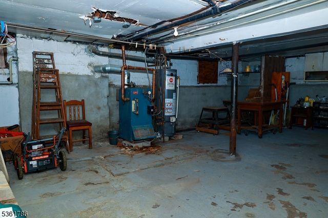 241 Pomona Ave, Newark City, NJ 07112