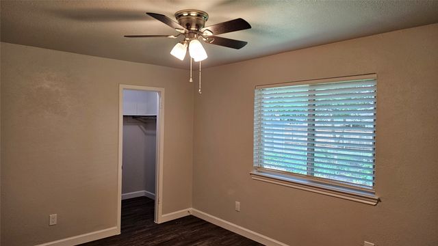 102 Cherokee Circle, Waxahachie, TX 75165