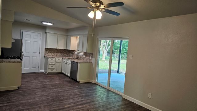 102 Cherokee Circle, Waxahachie, TX 75165