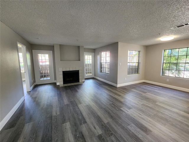 200 AFTON SQUARE 108, Altamonte Springs, FL 32714