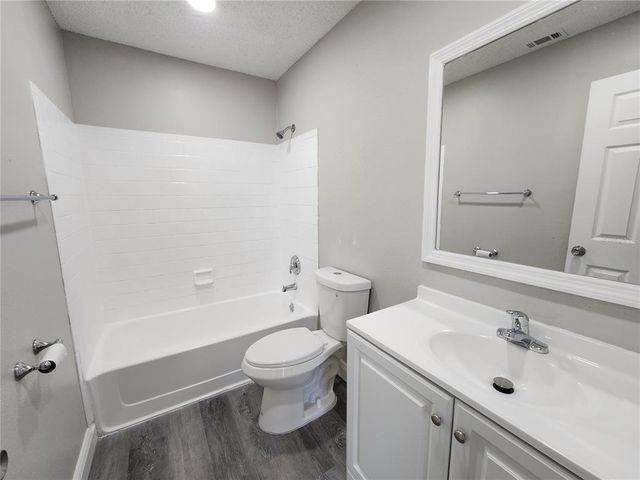 200 AFTON SQUARE 108, Altamonte Springs, FL 32714