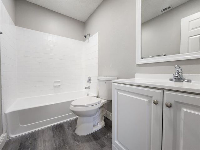 200 AFTON SQUARE 108, Altamonte Springs, FL 32714