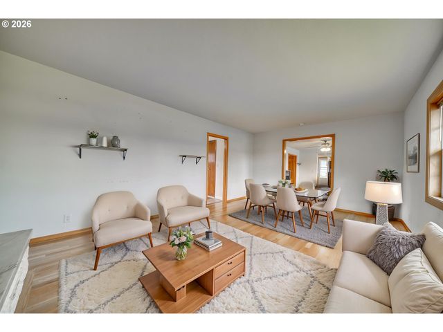 34140 Se ELM St, Scappoose, OR 97056