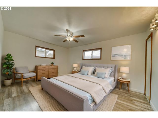 34140 Se ELM St, Scappoose, OR 97056