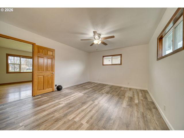 34140 Se ELM St, Scappoose, OR 97056