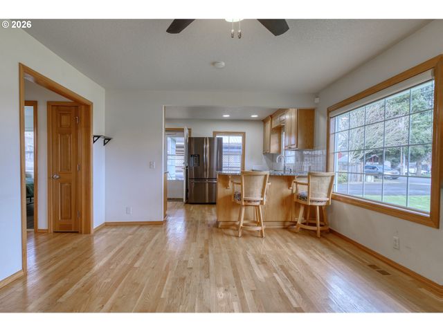 34140 Se ELM St, Scappoose, OR 97056