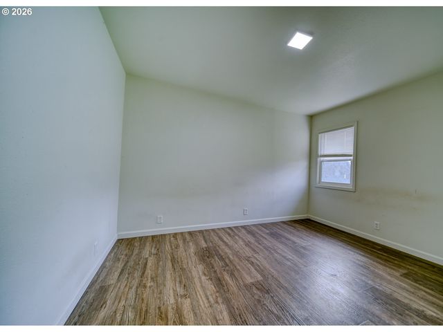 34140 Se ELM St, Scappoose, OR 97056