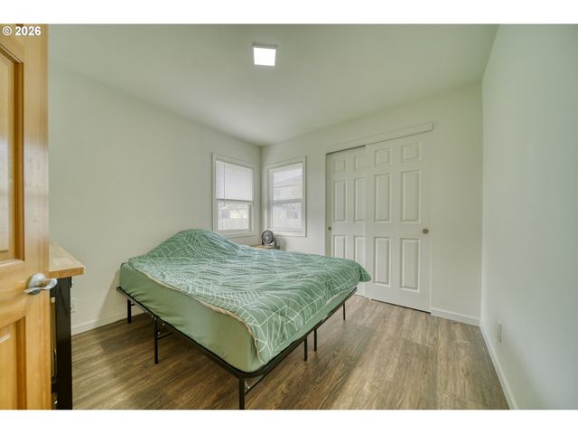 34140 Se ELM St, Scappoose, OR 97056