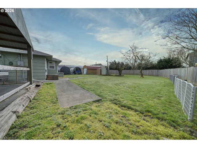 34140 Se ELM St, Scappoose, OR 97056