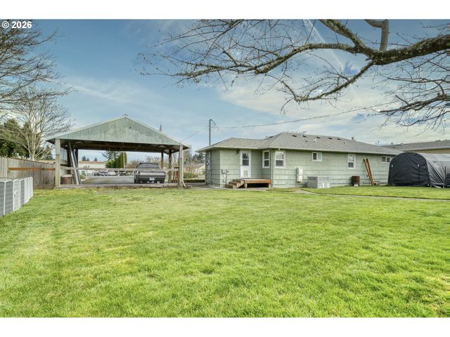 34140 Se ELM St, Scappoose, OR 97056
