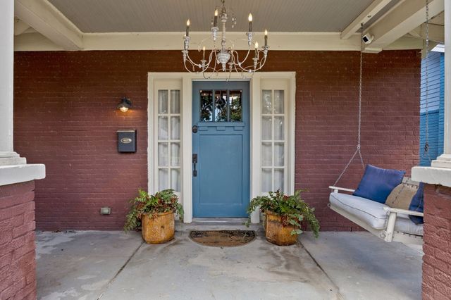 1010 Acklen Ave, Nashville, TN 37203