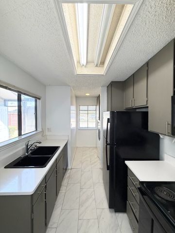 606 Bellaire Drive A, Hurst, TX 76053