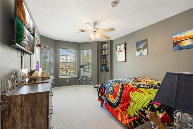 2203 Lomax, La Porte, TX 77571