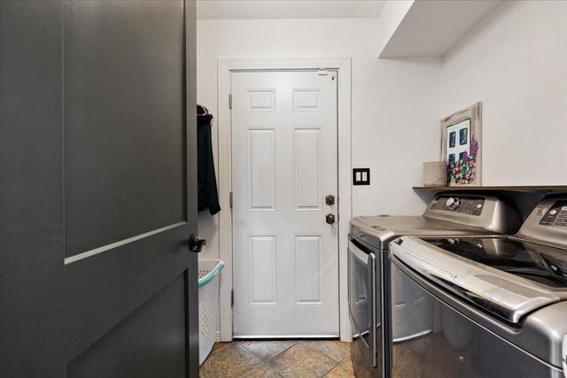 2203 Lomax, La Porte, TX 77571