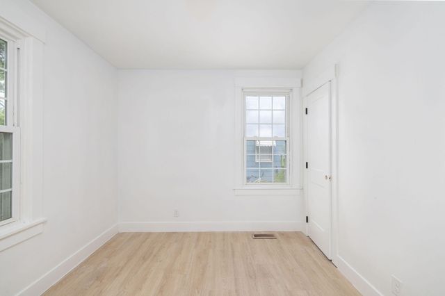 2224 Suffolk Street, North Charleston, SC 29405