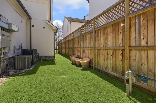 3714 Piping Rock Lane, Houston, TX 77027