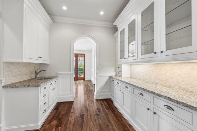 3714 Piping Rock Lane, Houston, TX 77027