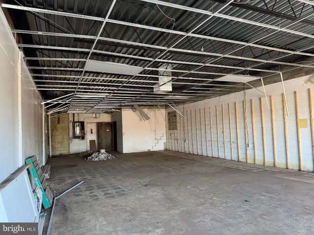 419 VAN SCIVER PKWY, Willingboro, NJ 08046