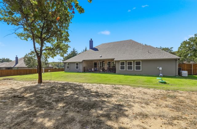 2021 Crystal Palace Boulevard, Alvarado, TX 76009