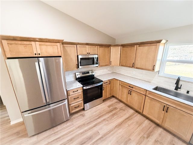 216 Casey Lane, Berryville, AR 72616