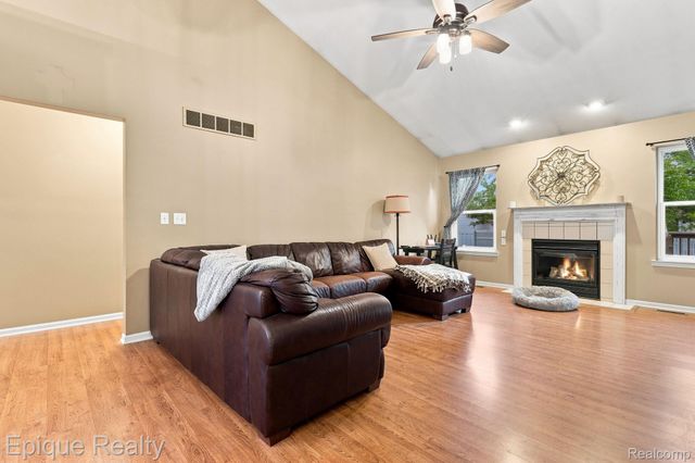 5208 Foxhill Lane, Monroe Charter Township, MI 48161