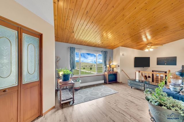 14141 ERICKSON RANCH RD, Piedmont, SD 57769