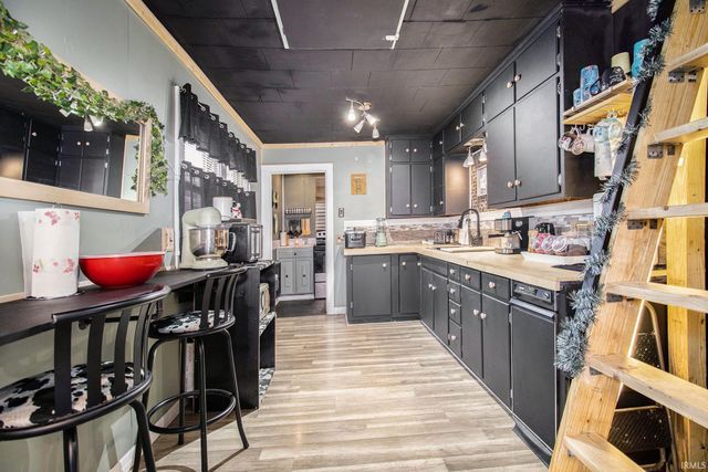 1537 Moyer Avenue, Elkhart, IN 46516