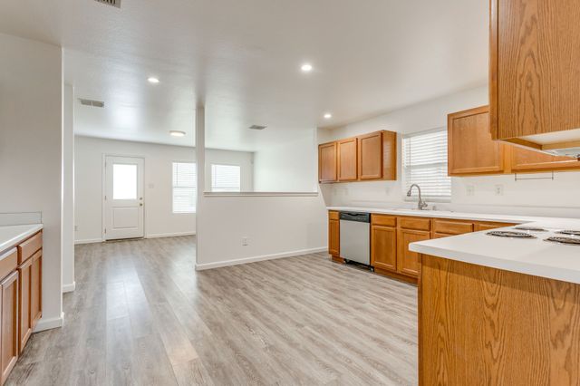 1616 Diamond Lake Trail, Fort Worth, TX 76247