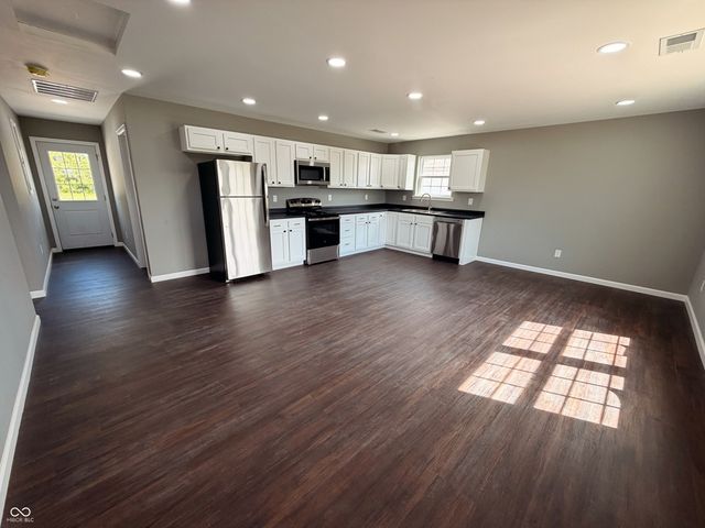406 S Ireland Street, Greensburg, IN 47240