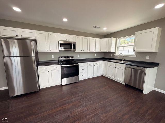 406 S Ireland Street, Greensburg, IN 47240